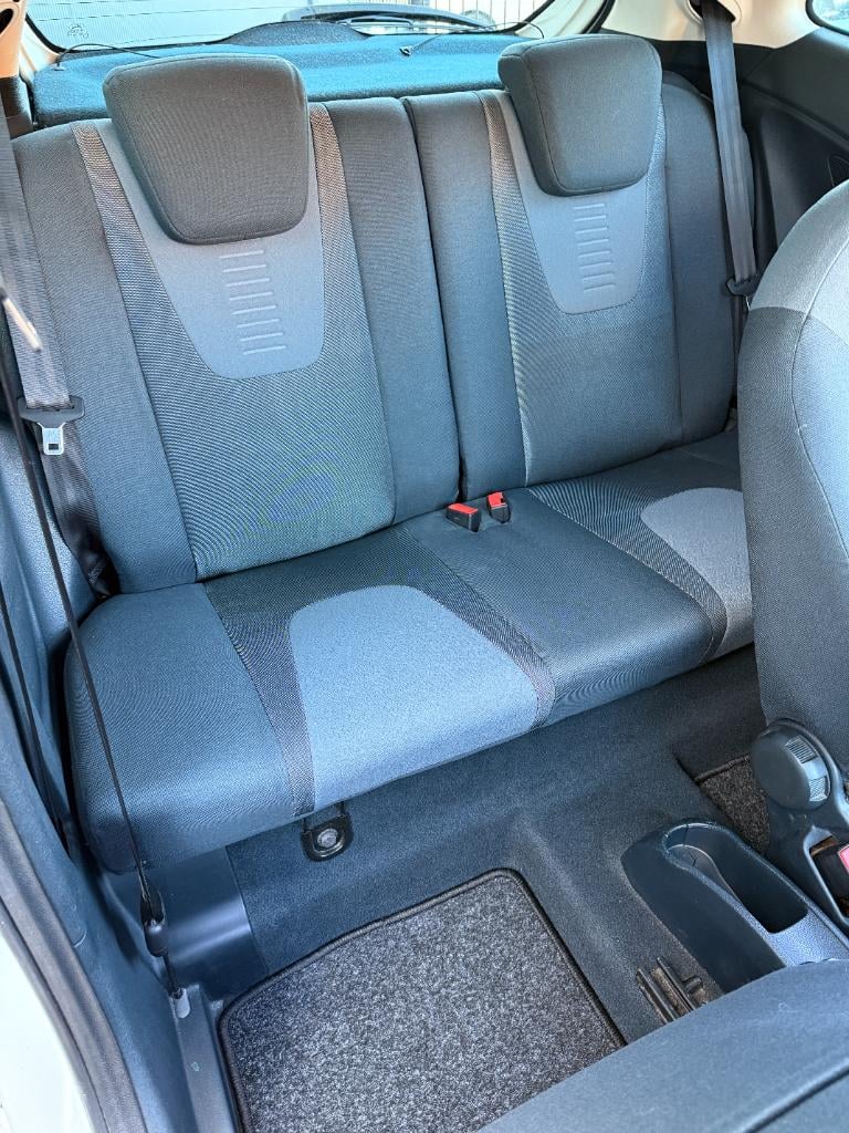 Ford KA 1.2 titanium - airco - 1e eigenaar
