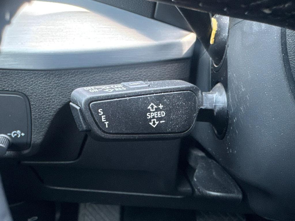Audi Q2 30 tfsi sport