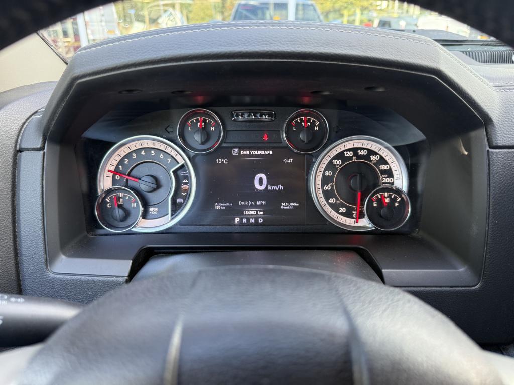 Dodge Ram 1500 5.7 v8 4x4 quad cab 6'4 laramie | lage bijtelling | dakraam 