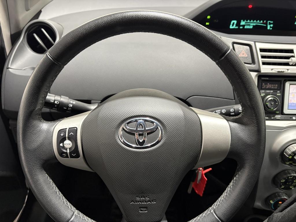 Toyota Yaris 1.3 vvti executive