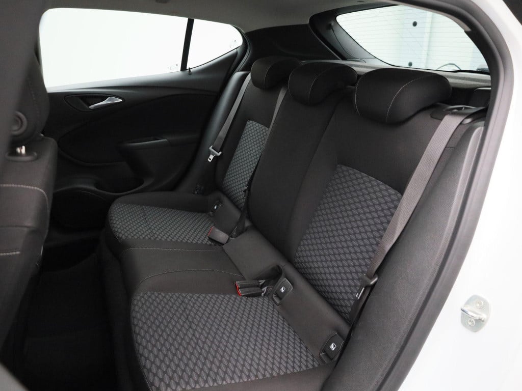 Opel Astra 1.2 business edition | navigatie | apple carplay / android auto 