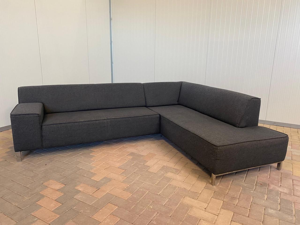 Montèl Donkergrijze Hoekbank-Ruime Zitplaatsen-Gratis Levering