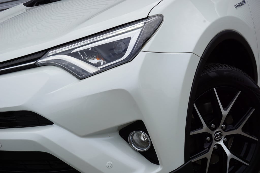 Toyota Rav4 2.5 hybrid awd style - automaat / climate / navi / cruise / ele