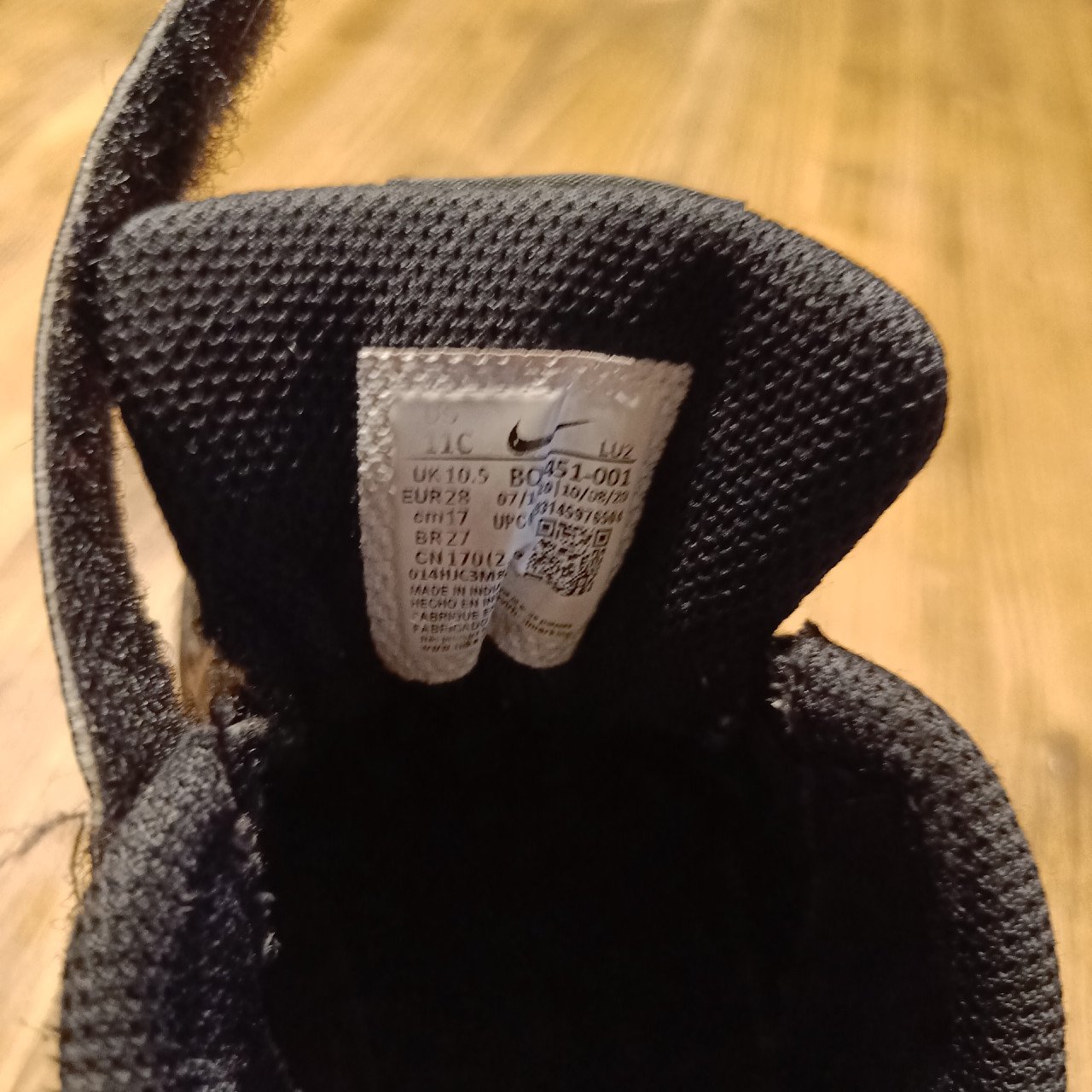 Nike air force one maat 28