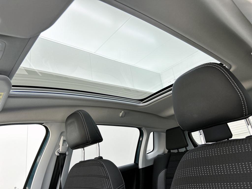 Peugeot 2008 110 pk allure | rijklaar | panoramadak | trekhaak | camera |