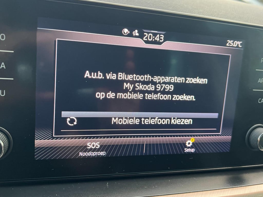 Skoda Kamiq 1.5 tsi act business edition, 150 pk, achteruitrijcamera enz...