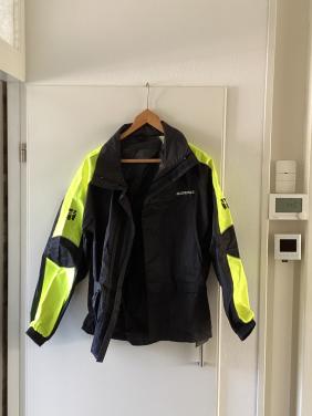 Regen pak
