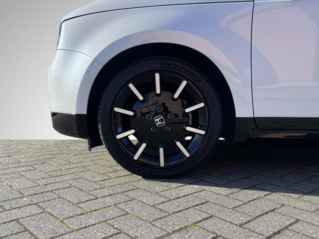 Honda E advance 16" | panoramadak | navigatie | 360° camera | stuur- + stoe