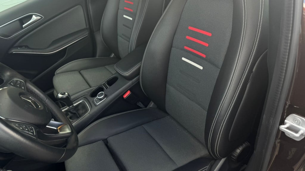 Mercedes-Benz A-Klasse 180 business solution