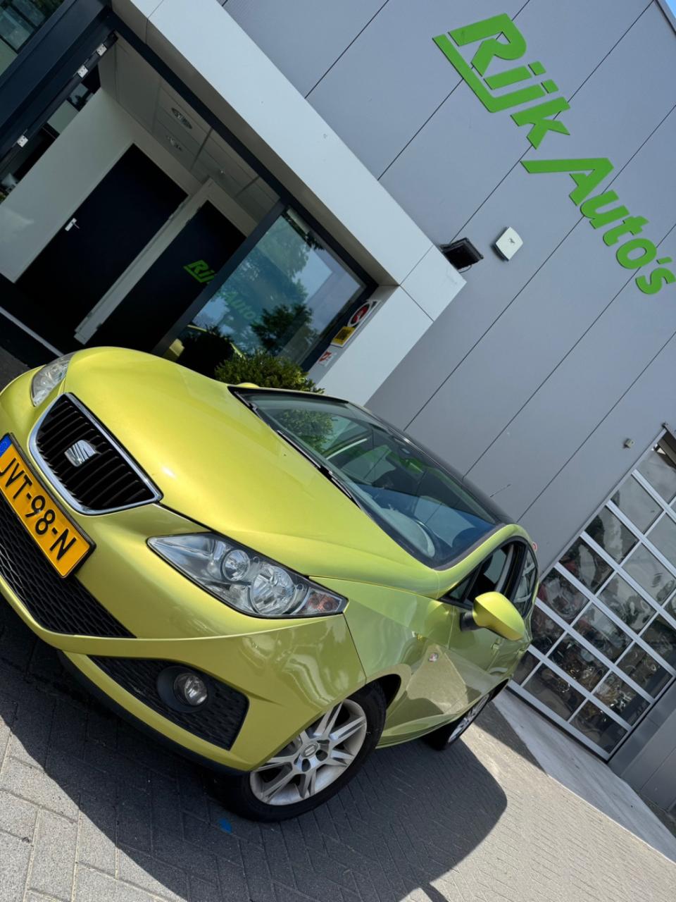 Seat Ibiza 1.4 stylance * carplay * airco * nieuwe apk * pdc