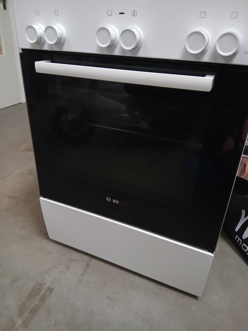 Bosch gasfornuis schoon en netjes