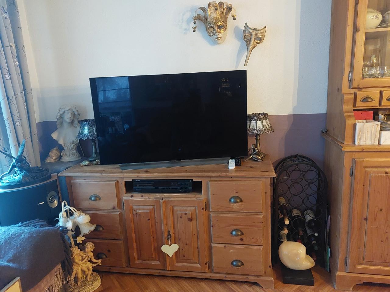 TV meubel ambachtelijk gemaakt