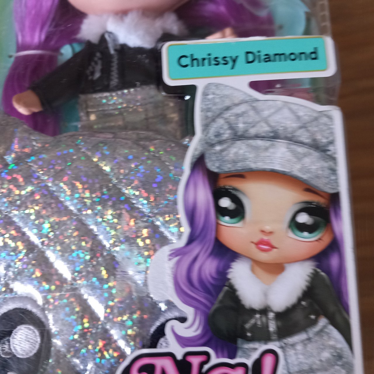 Nanana high pop nieuw Chrissy Diamond