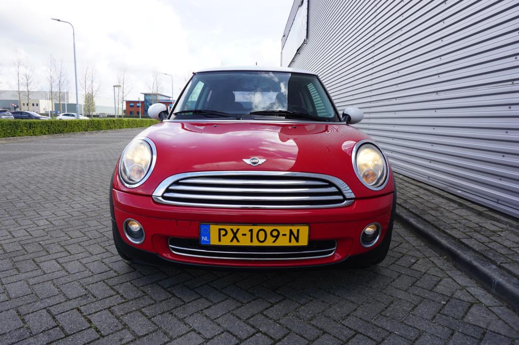 Mini One mini 1.4 airco / elektr. ramen / lm velgen