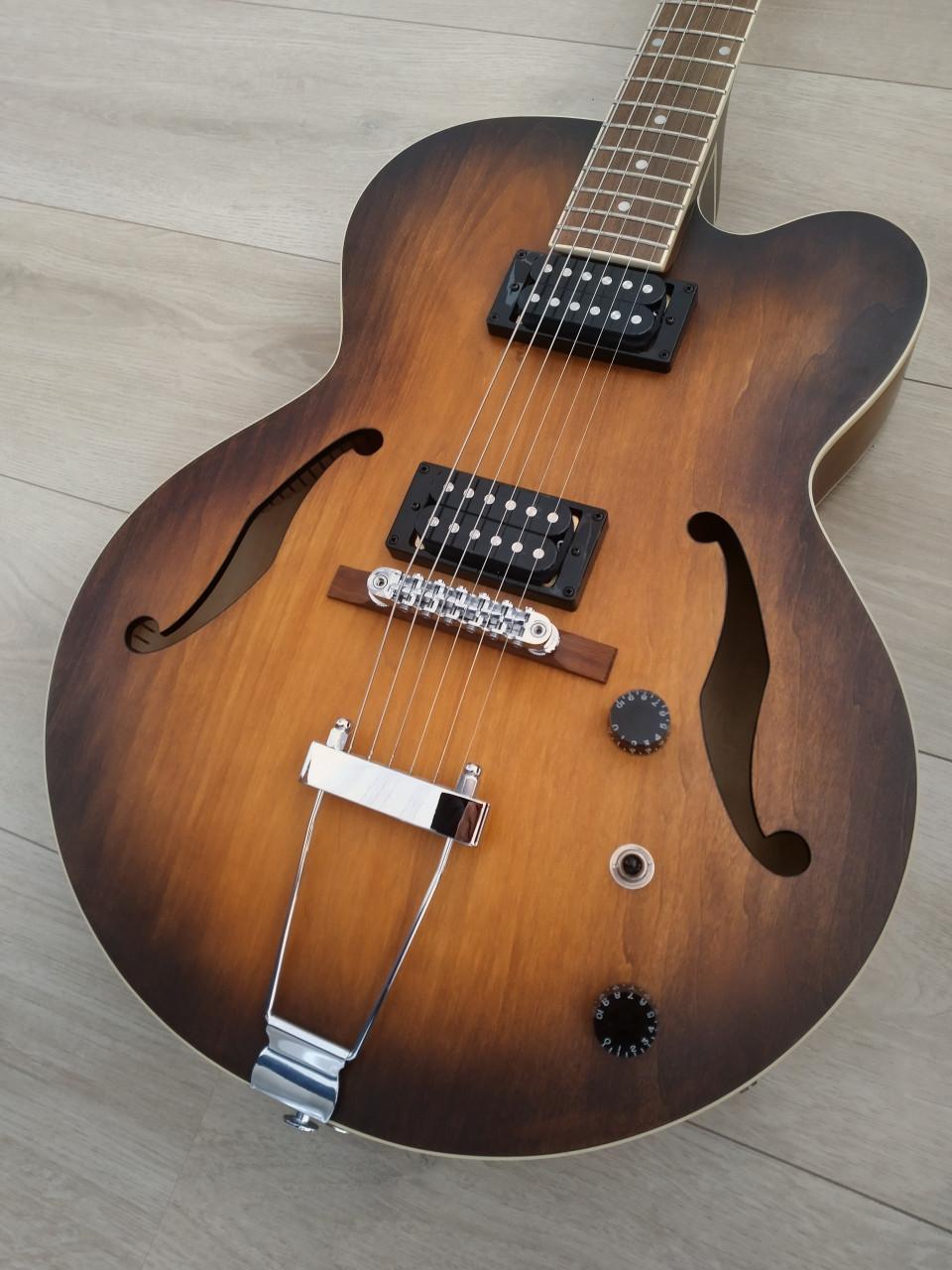 Ibanez AF-55 Tobacco Flame 2024 met gigbag z.g.a.n.