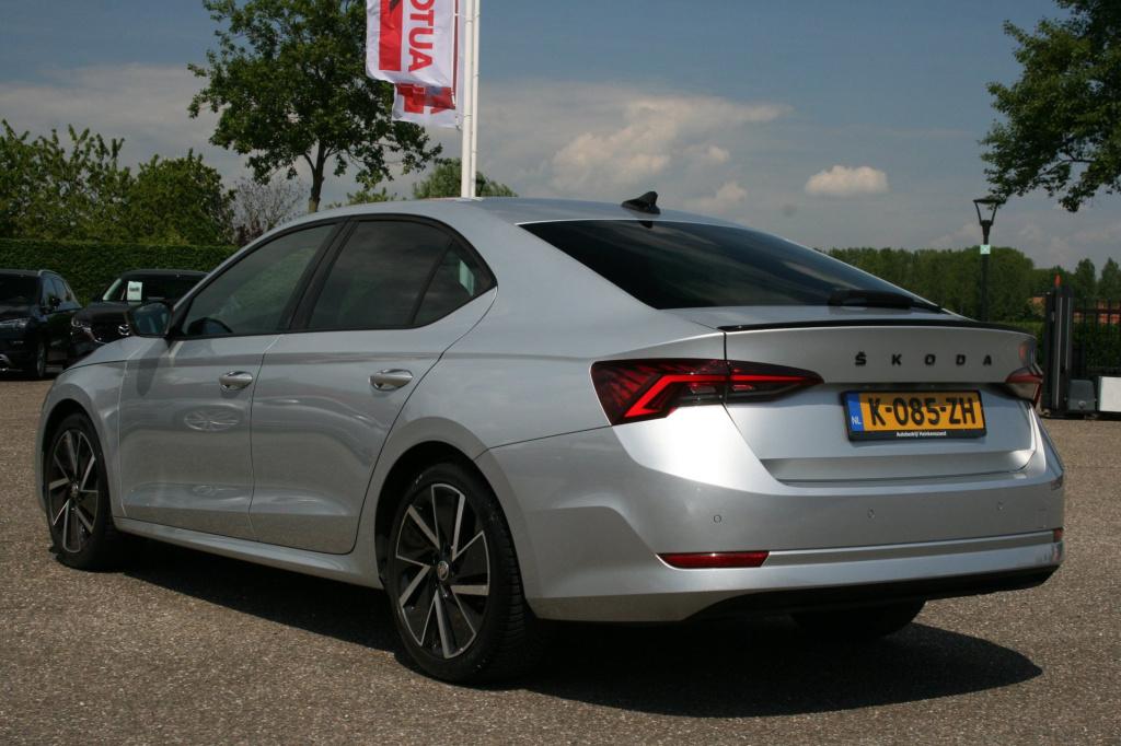 Skoda Octavia 1.0 e-tsi sport business