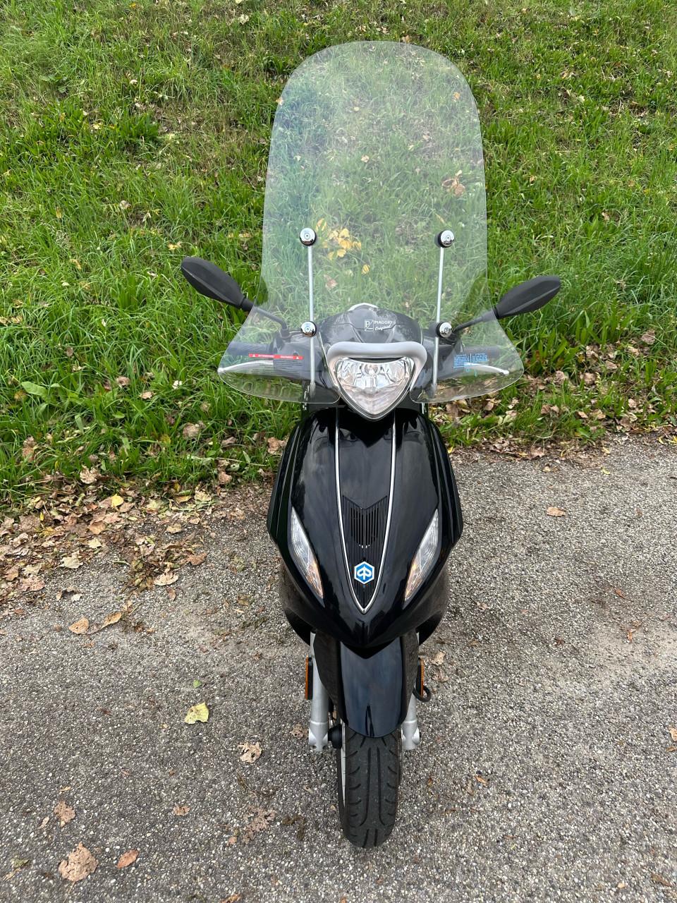 Mooie Piaggio. new Fly.