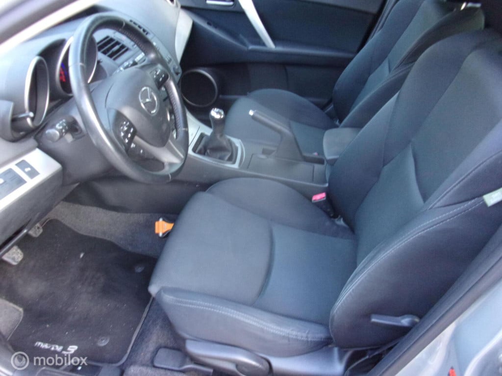 Mazda 3 1.6 gt-m line