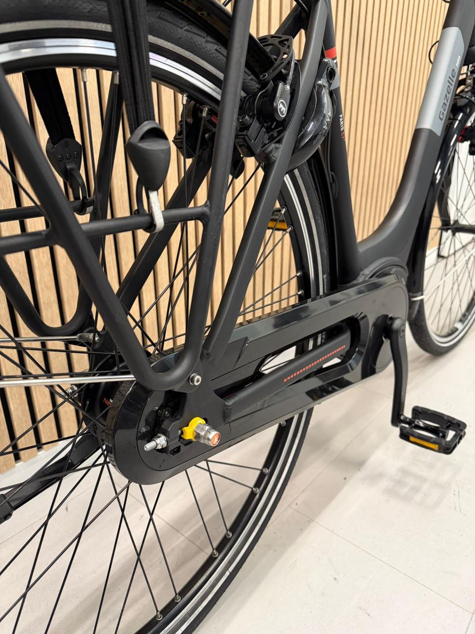 Gazelle Paris C7+ Bosch Active Line Plus 53CM 8534KM 400Wh