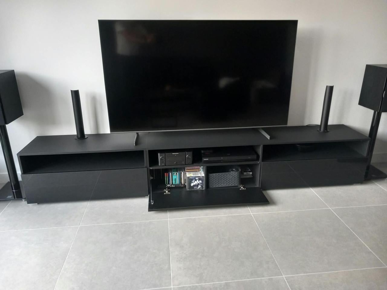 TV (hang) staande kast.