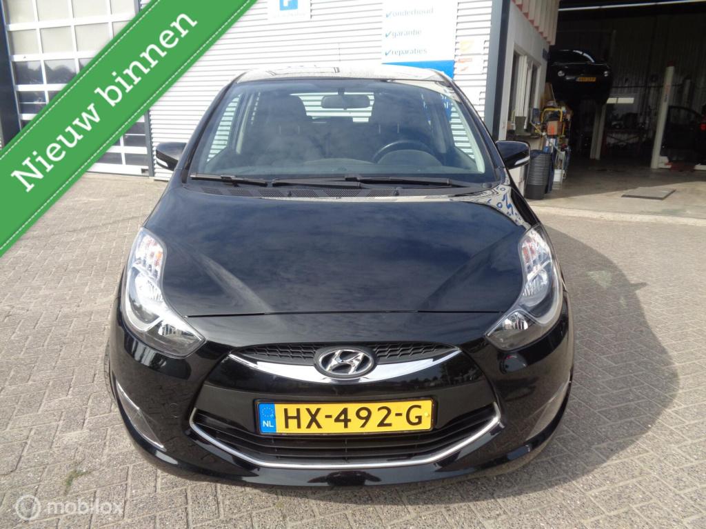 Hyundai Ix20 1.4i i-drive/airco/lm velgen/pdc/camera/trekhaak/hoge zit/nap