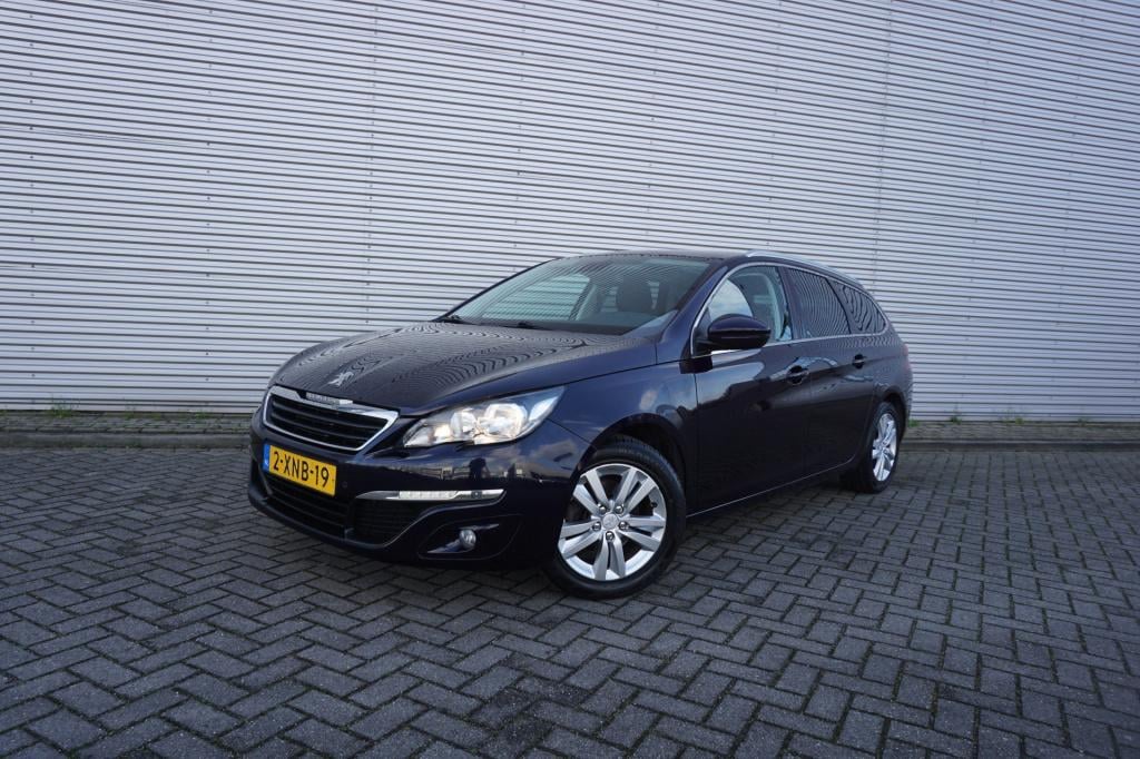 Peugeot 308 sw 1.2 e-thp blue lease executive climate / navi / cruise / pan