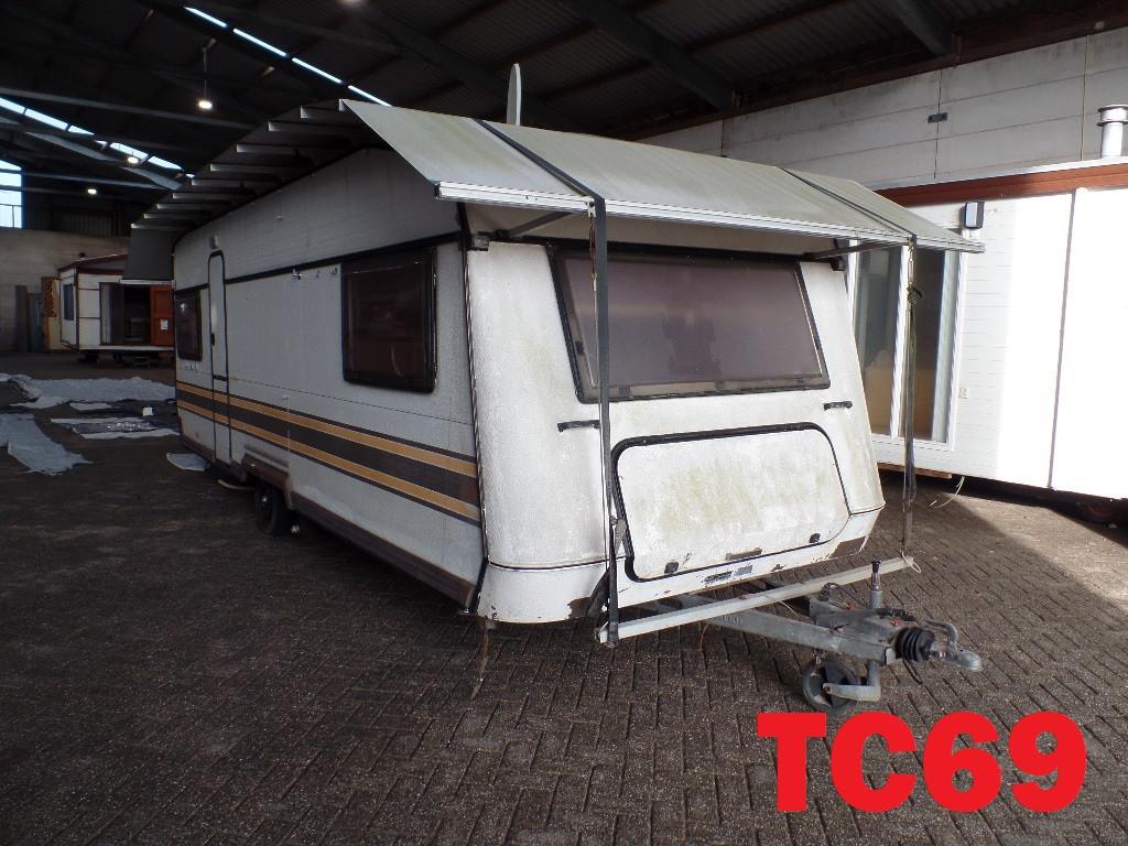 Ruim aanbod tourcaravans met en zonder geldig kentekenbewijs te koop