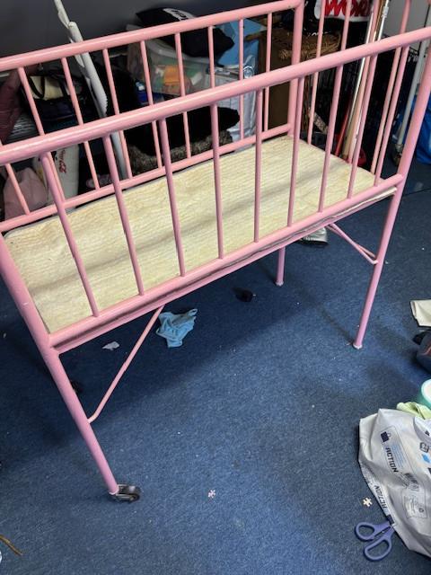 Gratis roze ziekenhuisbedje