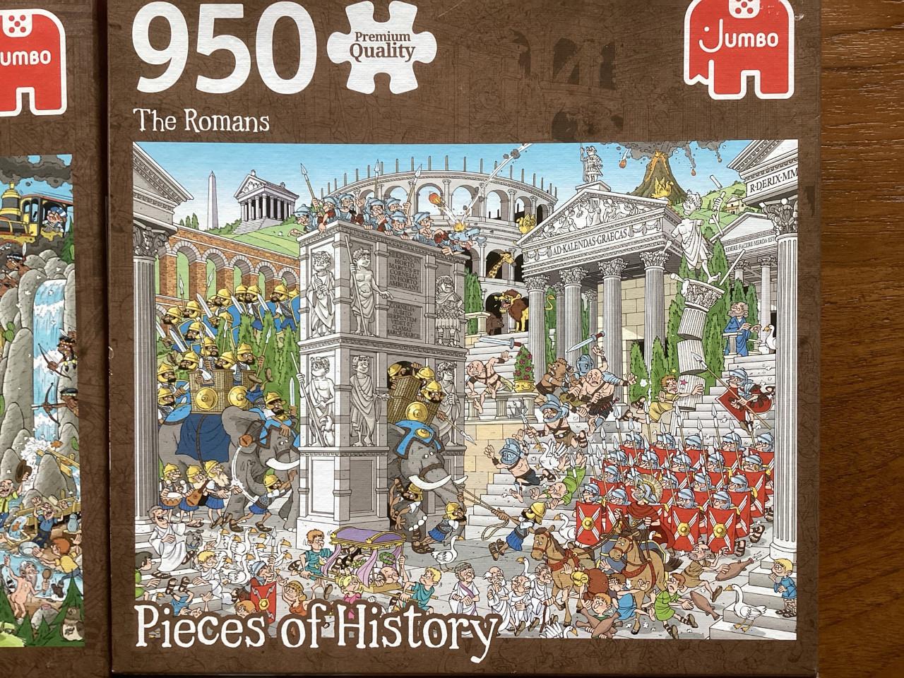 4 Jumbo legpuzzels: Pieces of History. 950 st.