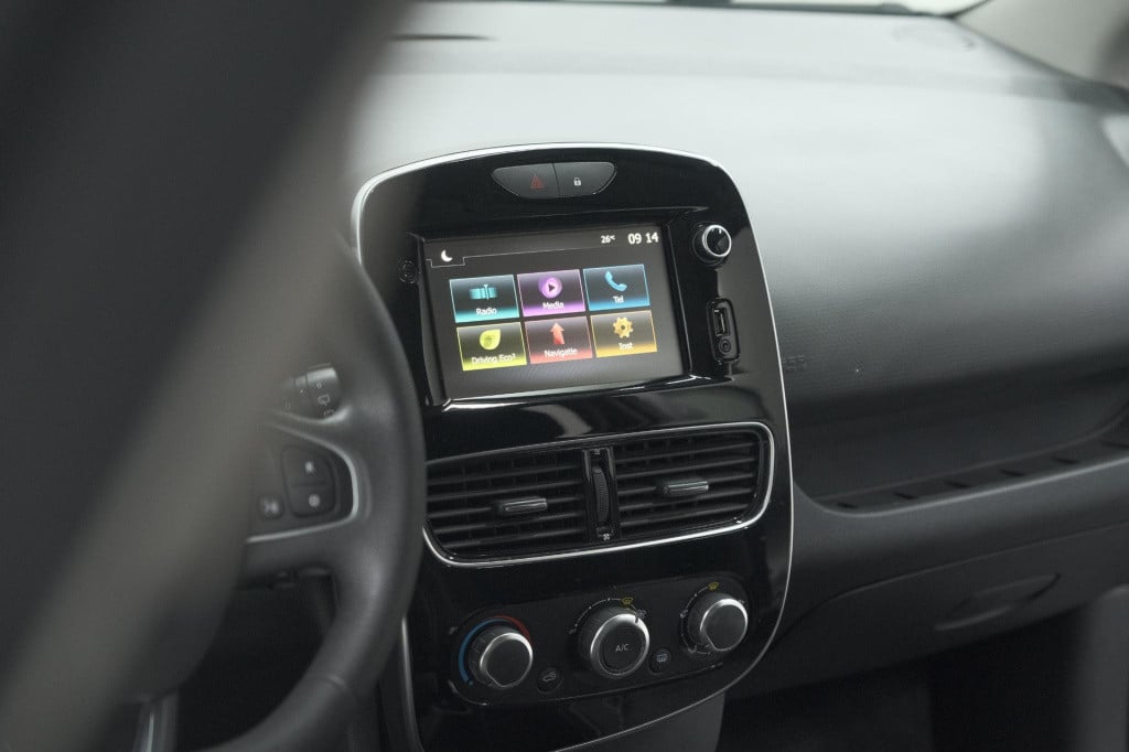 Renault Clio tce 90 limited | navigatie | parkeersensoren | cruise control 