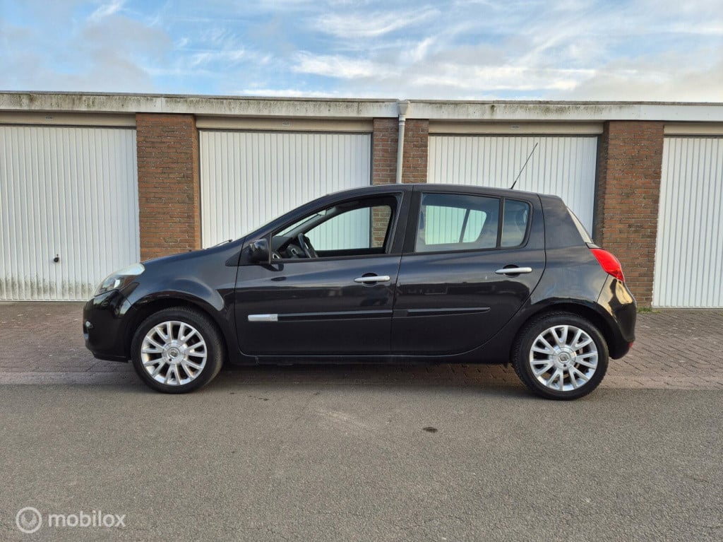 Renault Clio 1.2 tce dynamique / origineel nl / dealeronderhouden / airco /