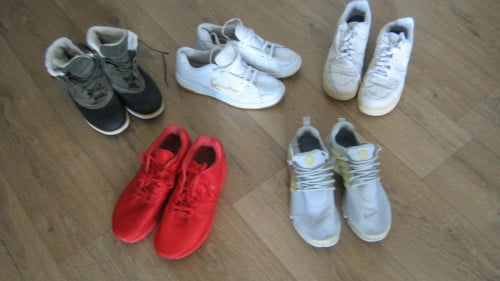 TE KOOP 5X MERK SCHOENEN MAAT 44 MOGEN ALLE 5 WEG VOOR 40 EURO