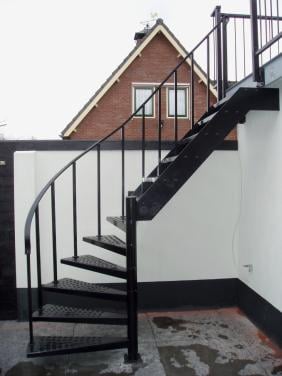 Buitentrappen op maat – van ontwerp tot montage!