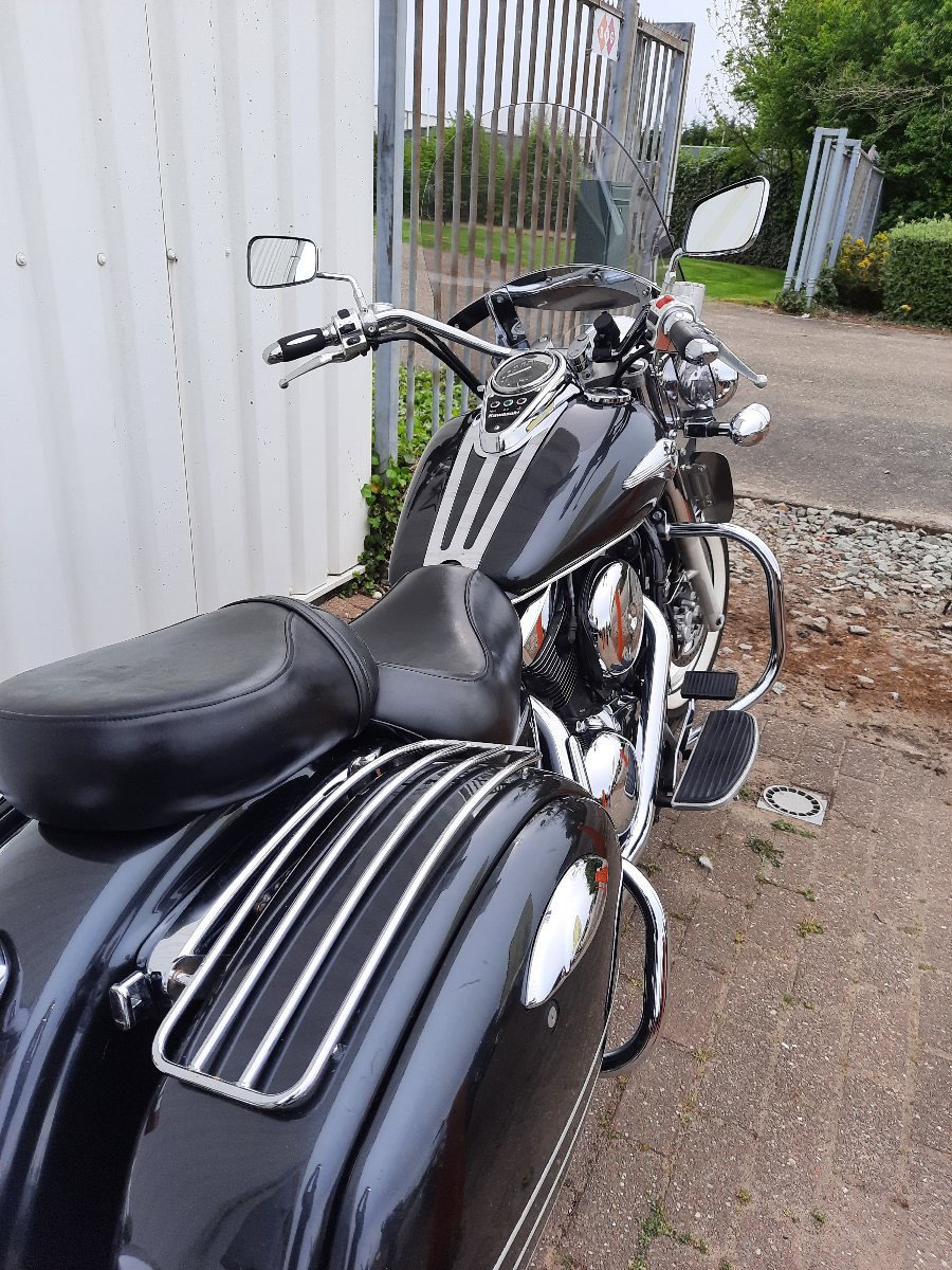 Kawasaki Vulcan 1500 Classic tourer