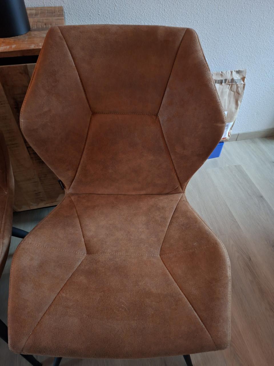 4 hele mooie eetkamerstoelen