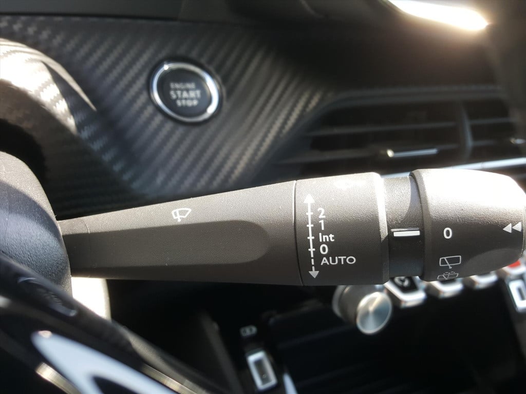 Peugeot 208 active pack 50kwh 136pk 1-fase 12% bijtelling cruise & climate 