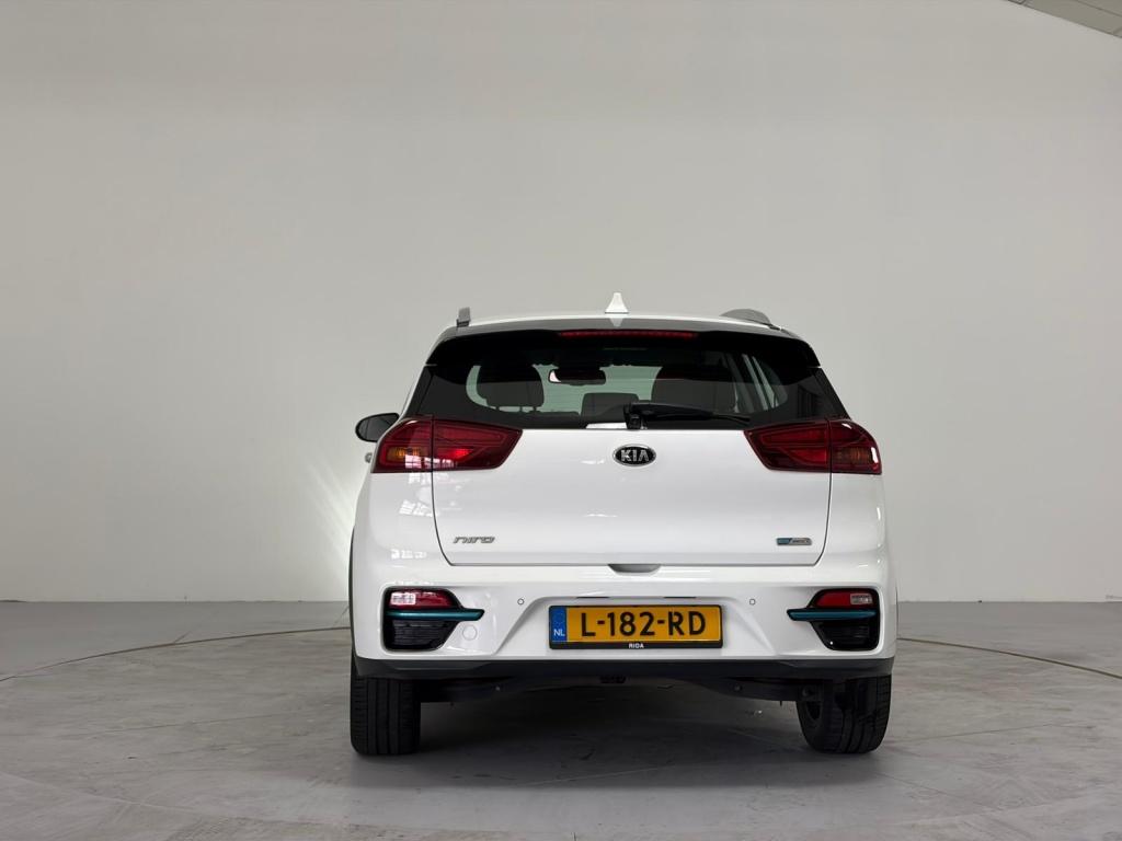 Kia E-niro dynamicline 64 kwh | soh 96% |