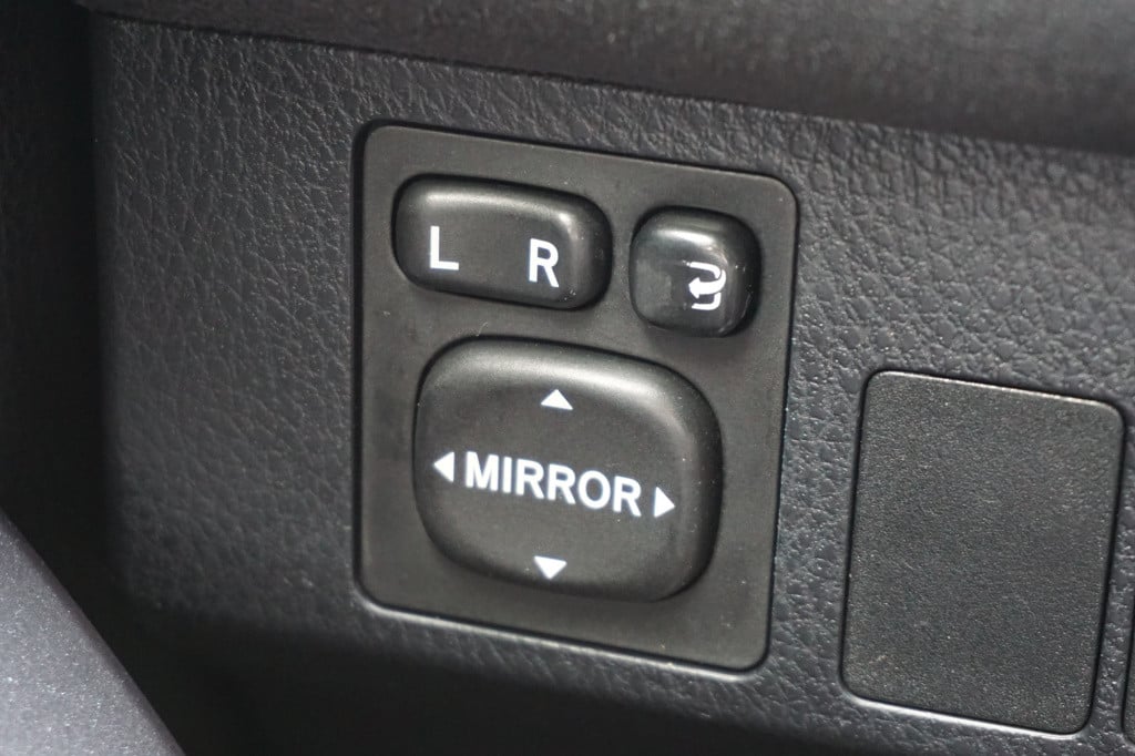 Toyota Rav4 2.5 hybrid awd style - automaat / climate / navi / cruise / ele
