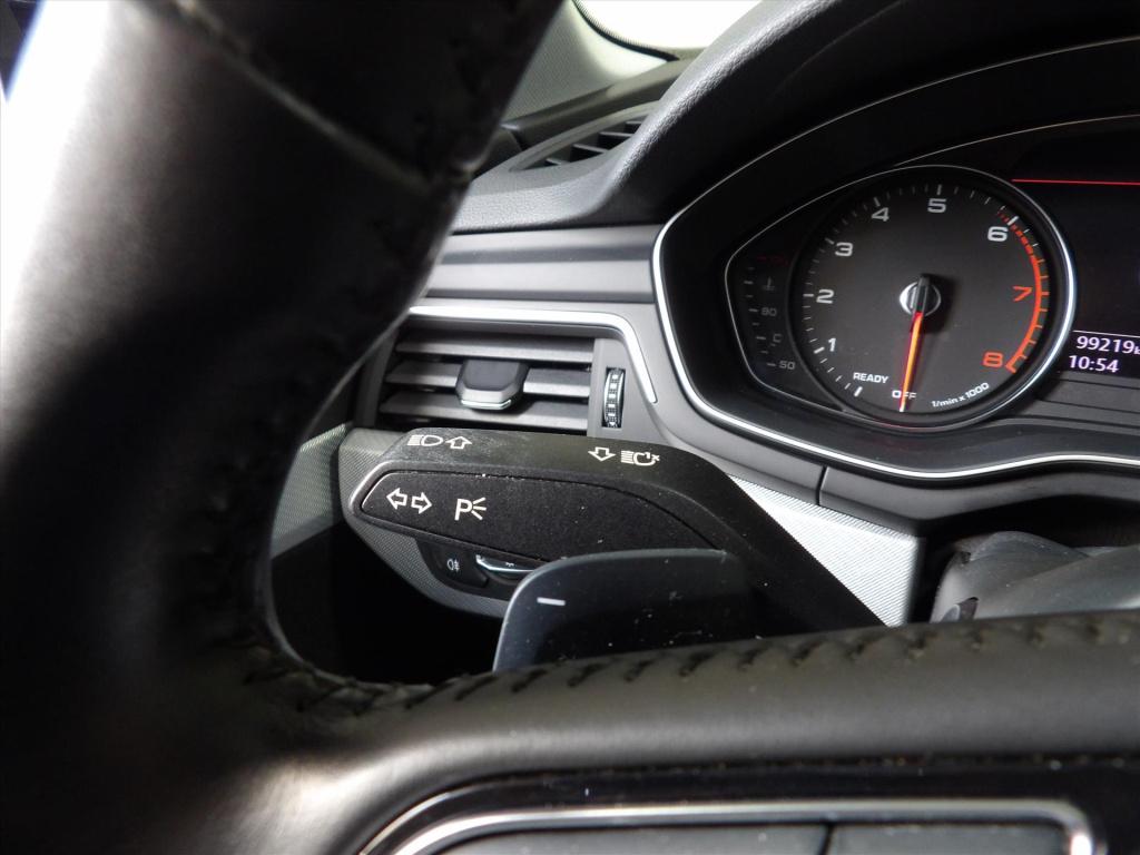 Audi A4 avant 1.4 tfsi 150pk s tronic lease edition