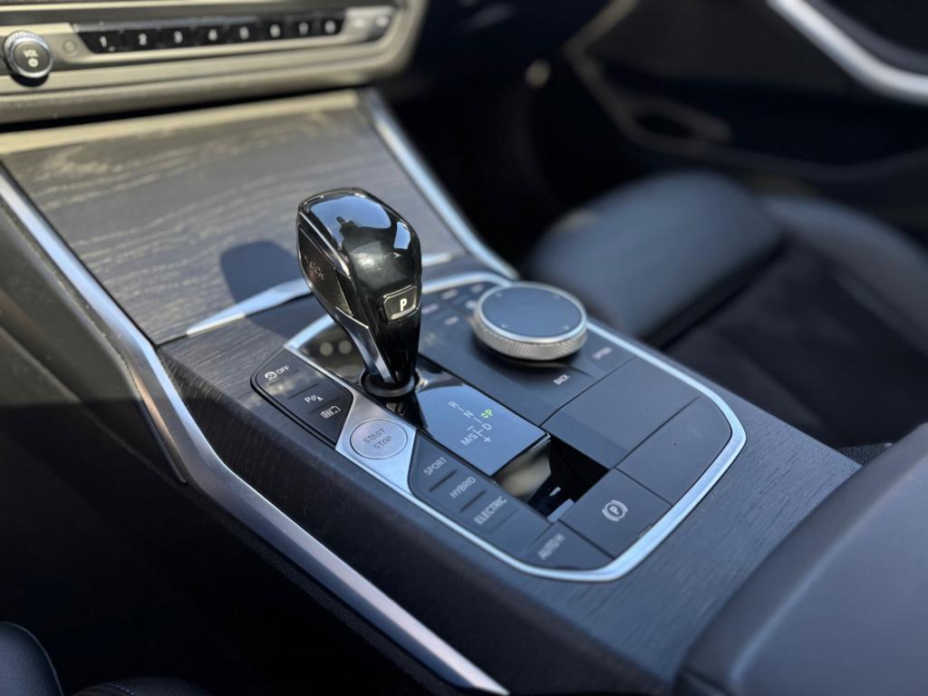 BMW 3-serie touring 330e m-sport * pano * acc * harman/ kardon