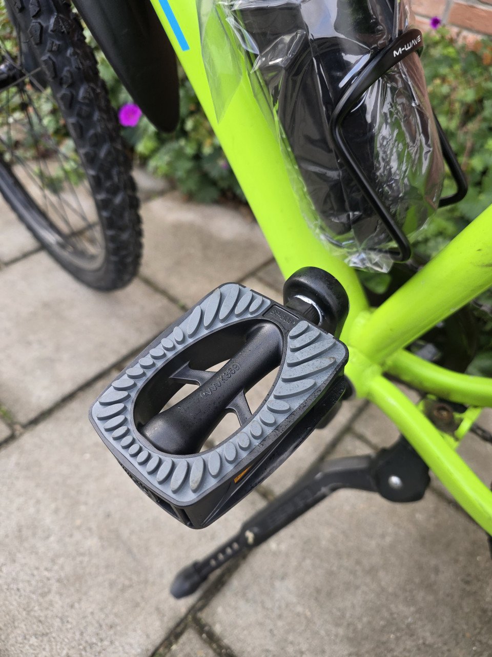 CUBE | RACE 240 | 24 INCH | FRAME 32 CM | 7 V | NETTE STAAT!
