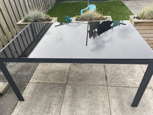 Tuin tafel met glasplaat