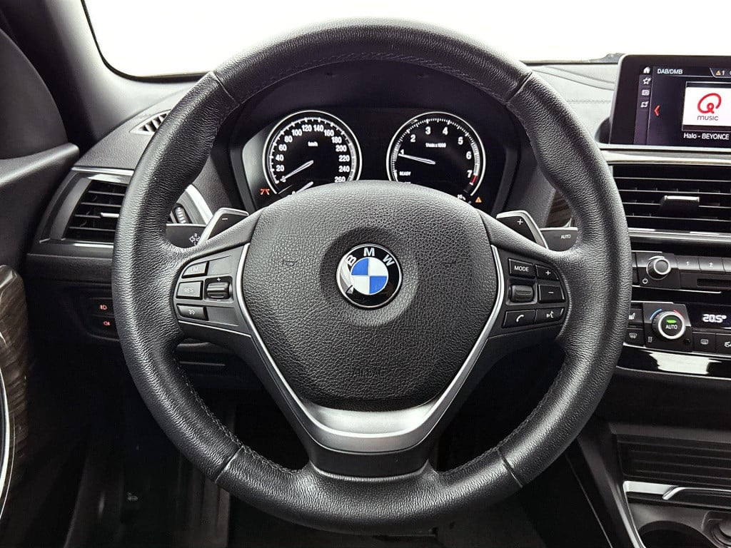BMW 2-serie cabrio 220i high executive | automaat | lmv | leder | navigatie