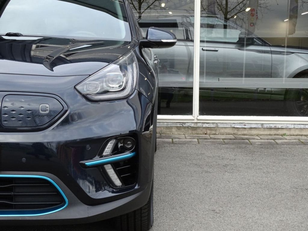 Kia E-niro executiveline 64 kwh incl btw | led | stoelkoeling-en verwarming