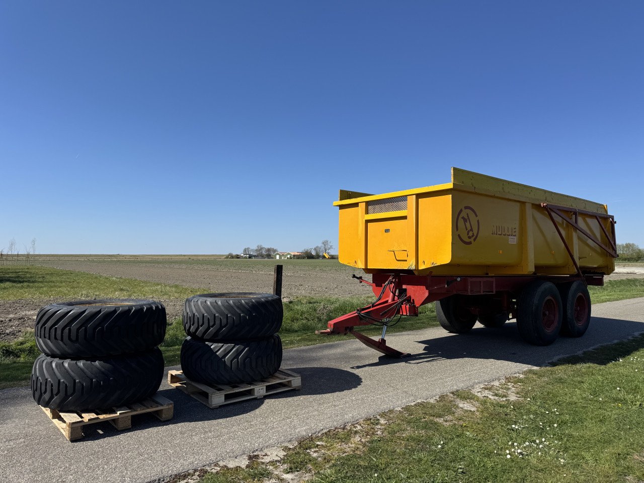 Mullie kipper Bak inhoud: 12, 54 m3