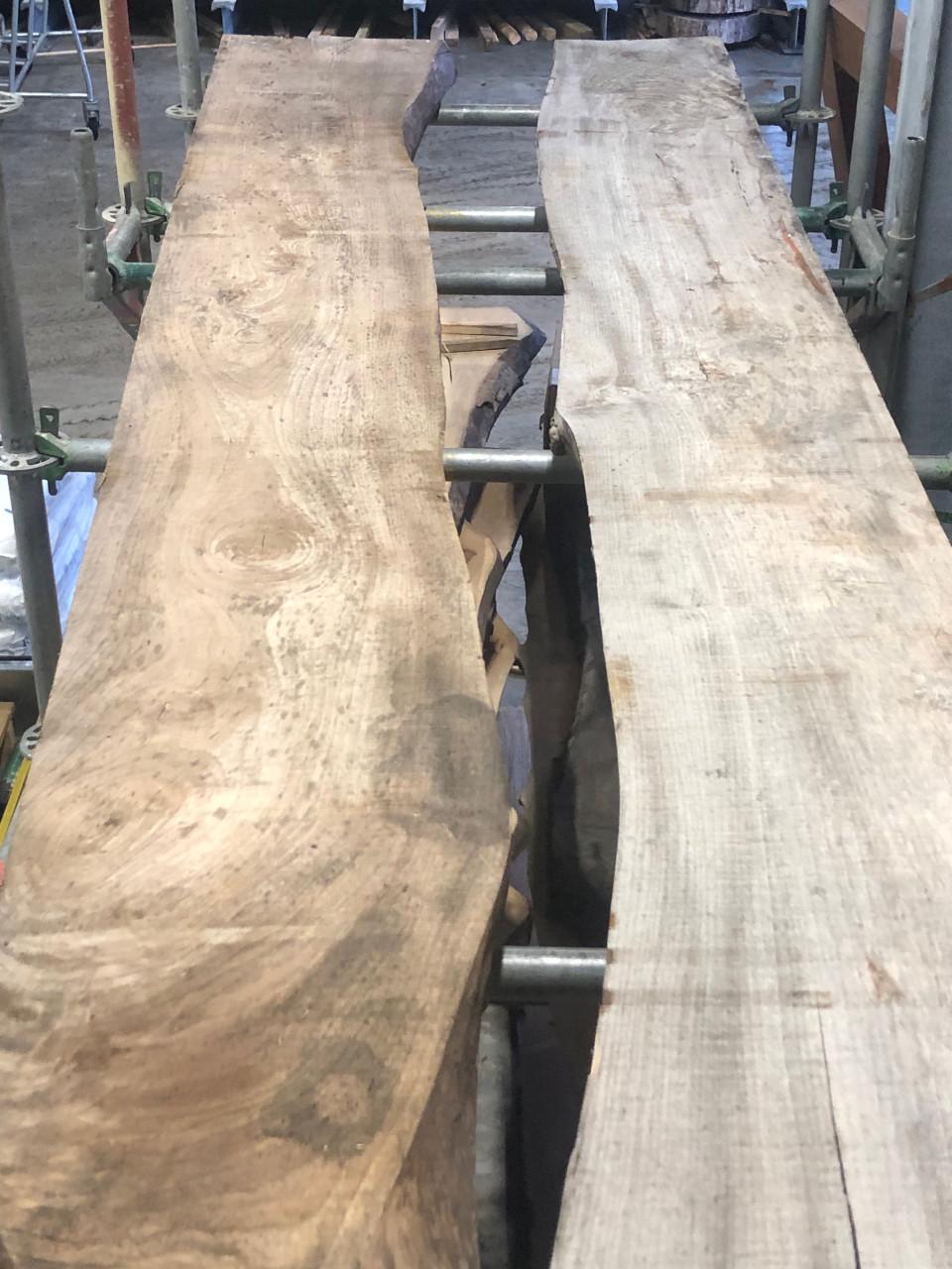 2 dikke boomstambladen voor 75 euro GERESERVEERD