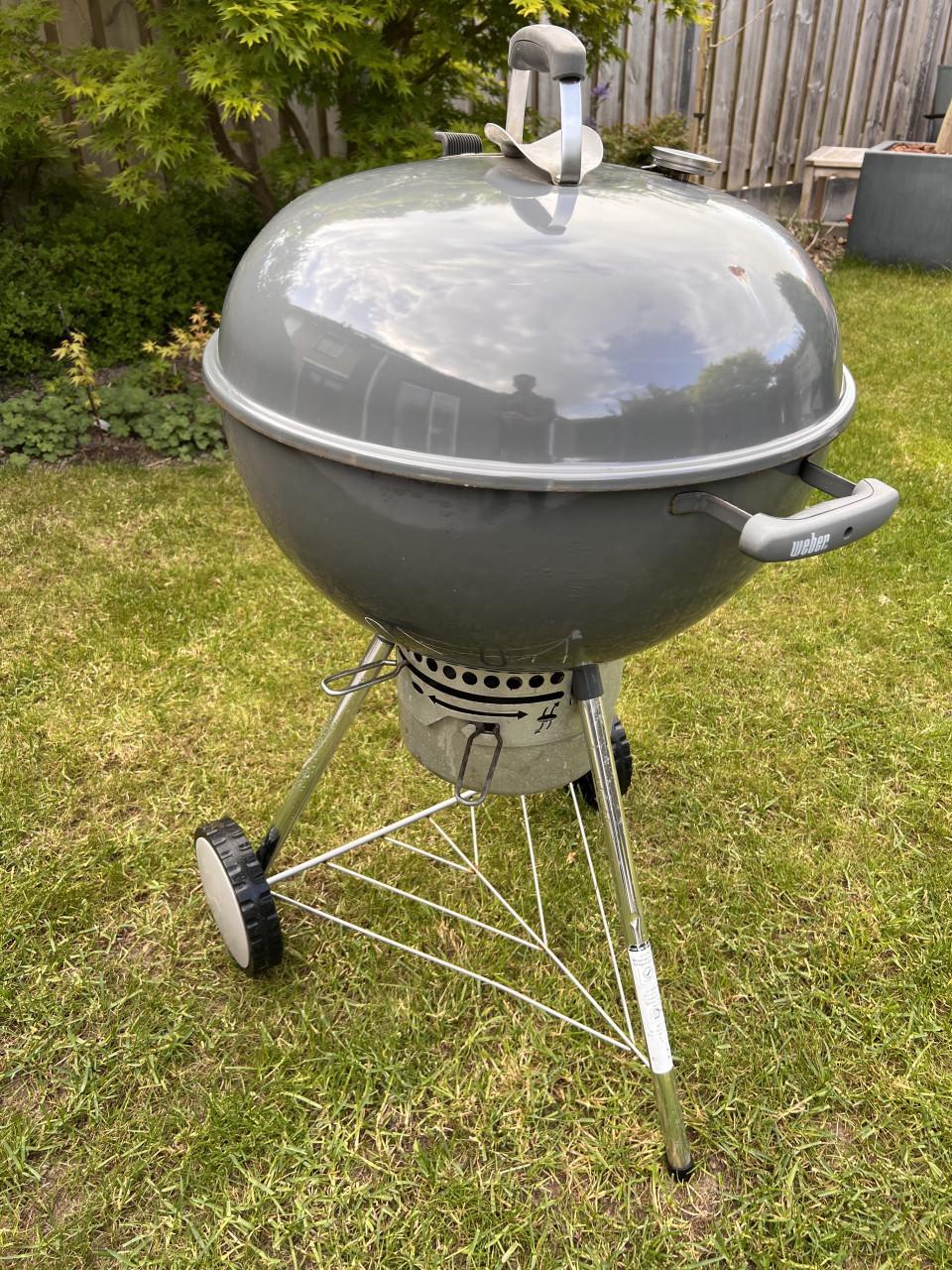 Weber houtskoolbarbecue 57 cm