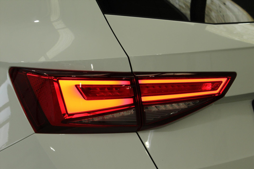 Seat Ateca 1.5 ecotsi 150pk dsg-7 xperience