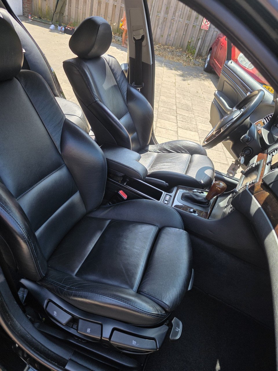 BMW 318i , E46 automaat, zwart