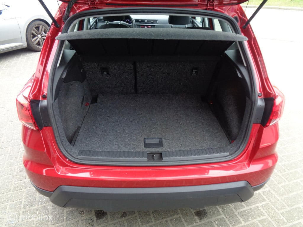 Seat Arona 1.0 tsi reference/airco/lm velgen/carplay/1st eig/slechts 79000k